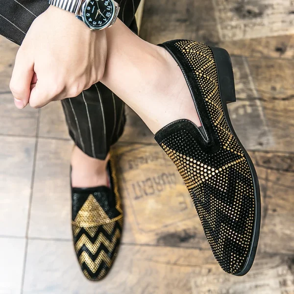 Men's Pointed Toe Embroidery Rhinestone Flat Shoes for Weddings - Image 4