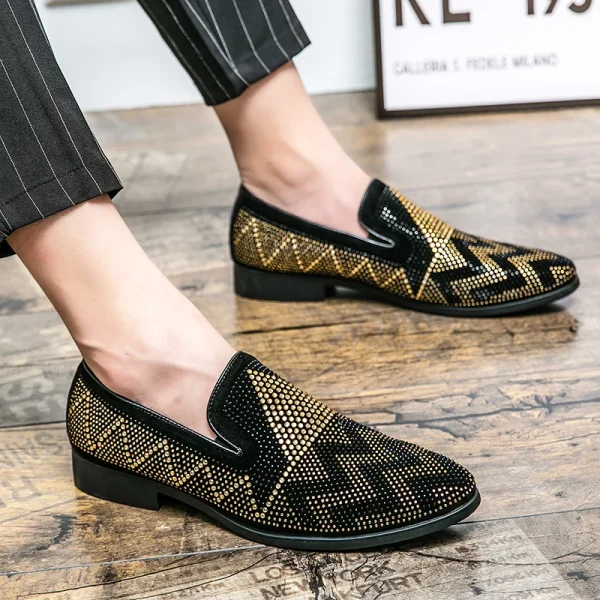 Men's Pointed Toe Embroidery Rhinestone Flat Shoes for Weddings - Image 3
